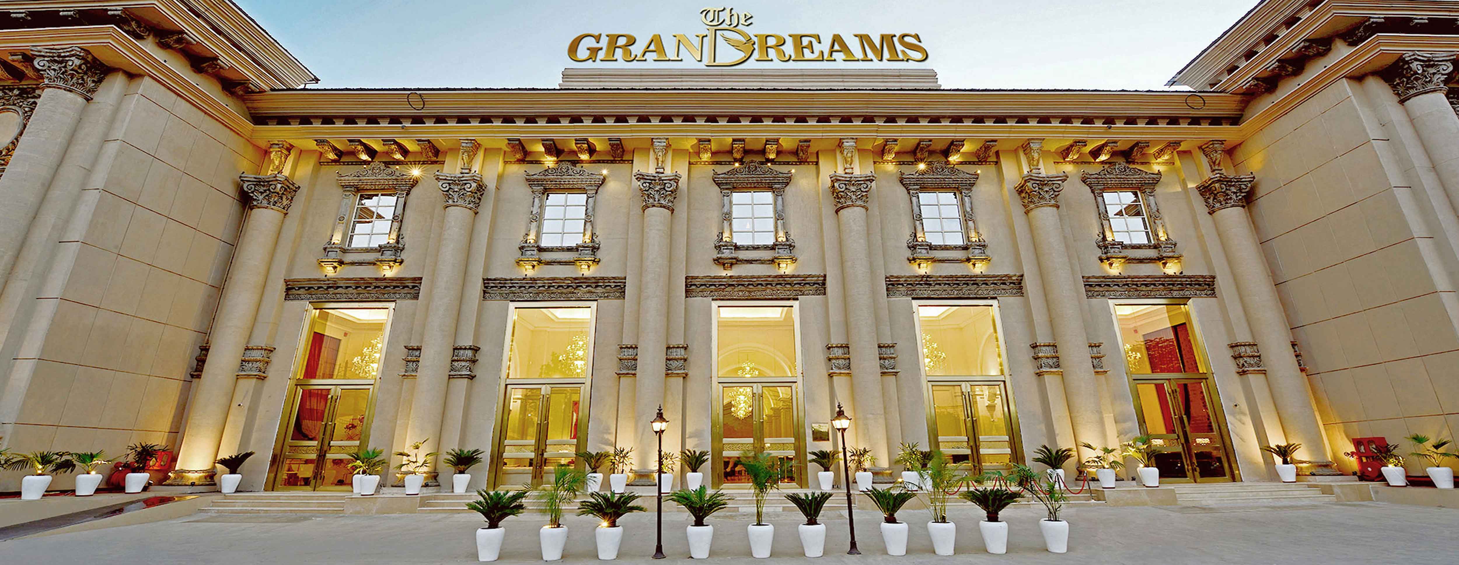 THEGRANDREAMS — luxury wedding moment